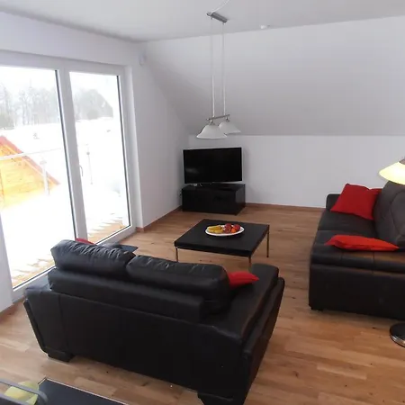 Apartment Vilzseehaus - Direkt Am See Diemitz (Mecklenburgische Seenplatte)